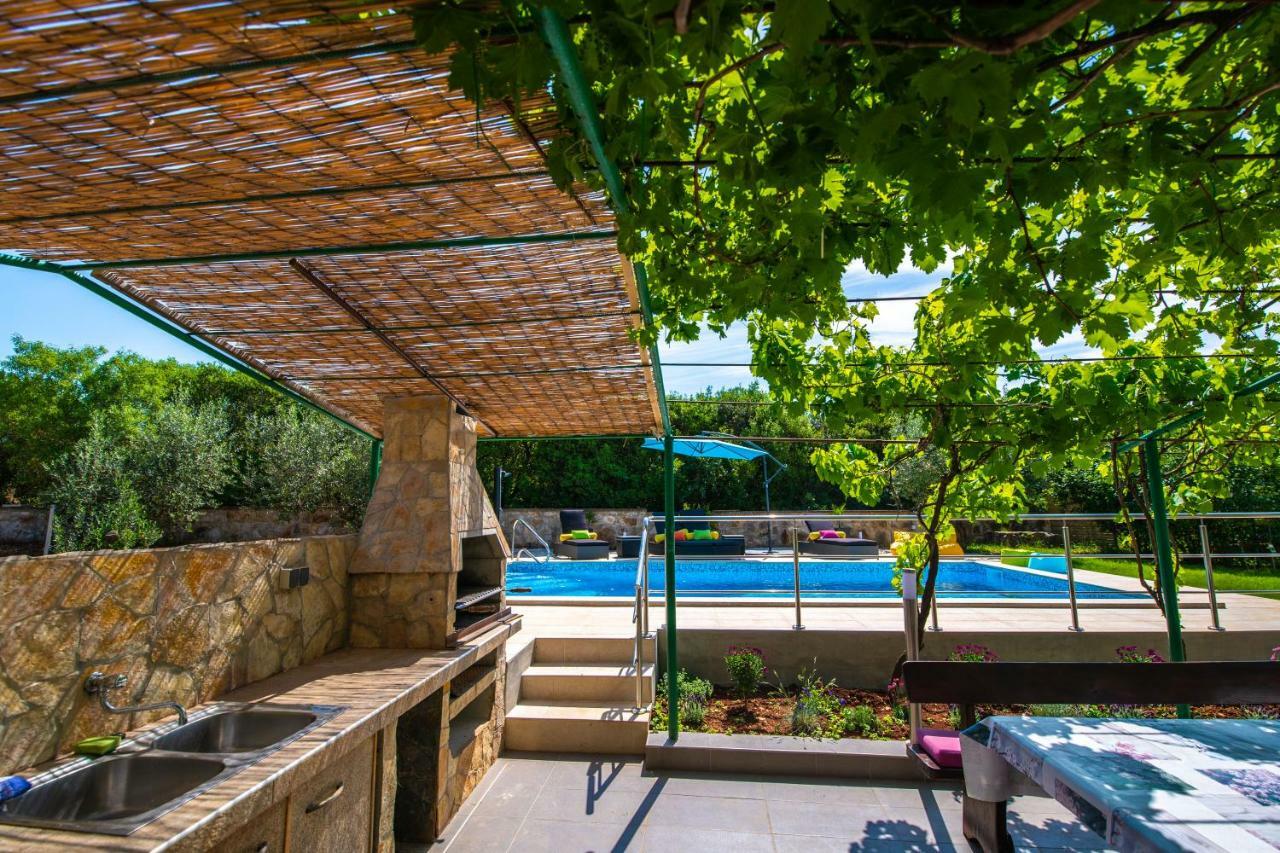Holiday Home Mara Fondole ภายนอก รูปภาพ