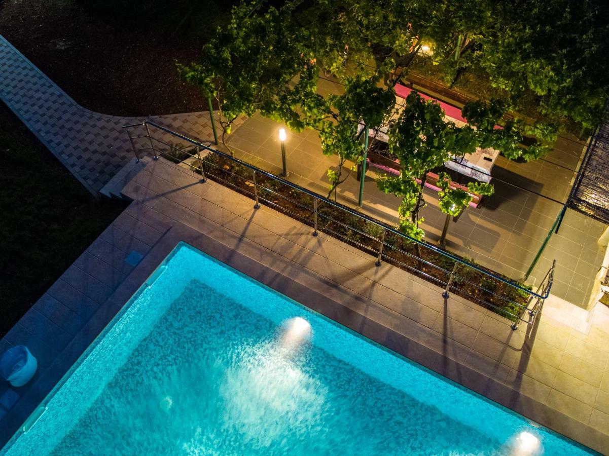 Holiday Home Mara Fondole ภายนอก รูปภาพ