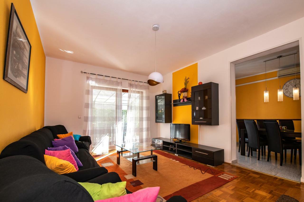 Holiday Home Mara Fondole ภายนอก รูปภาพ